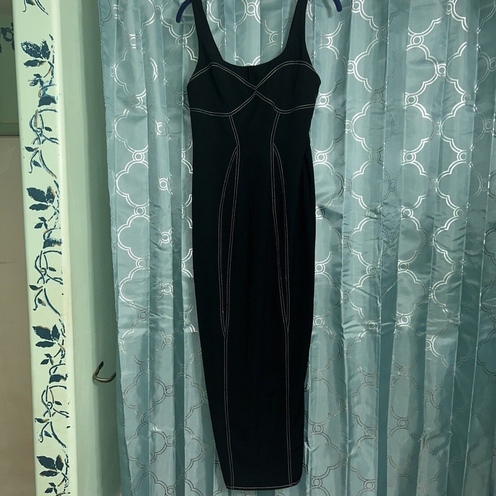 Top Shop Maxi Dress Bodycon. Size 8. NWOT. Black With White Piping. Slit In Back